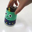 走って逃げる鬼のおもちゃ